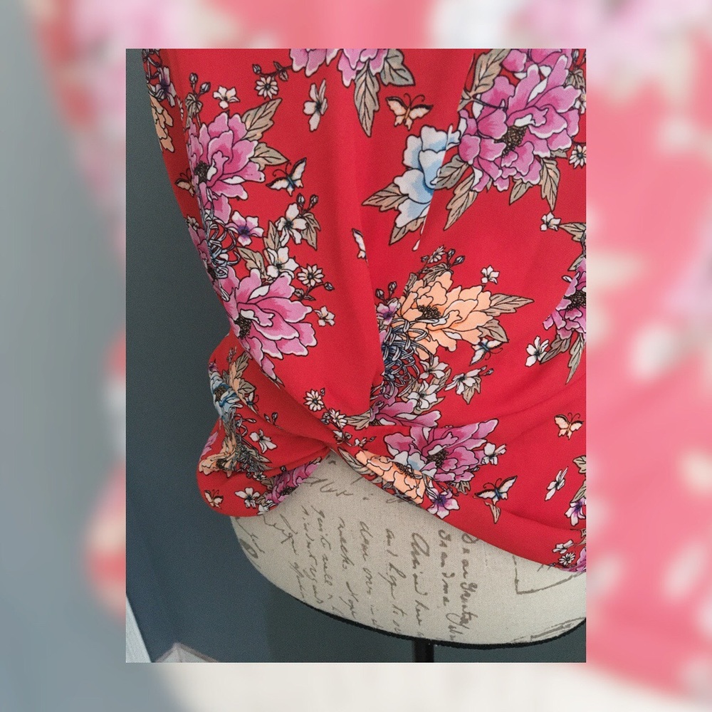 Red Floral Blouse - Picture 3 of 3